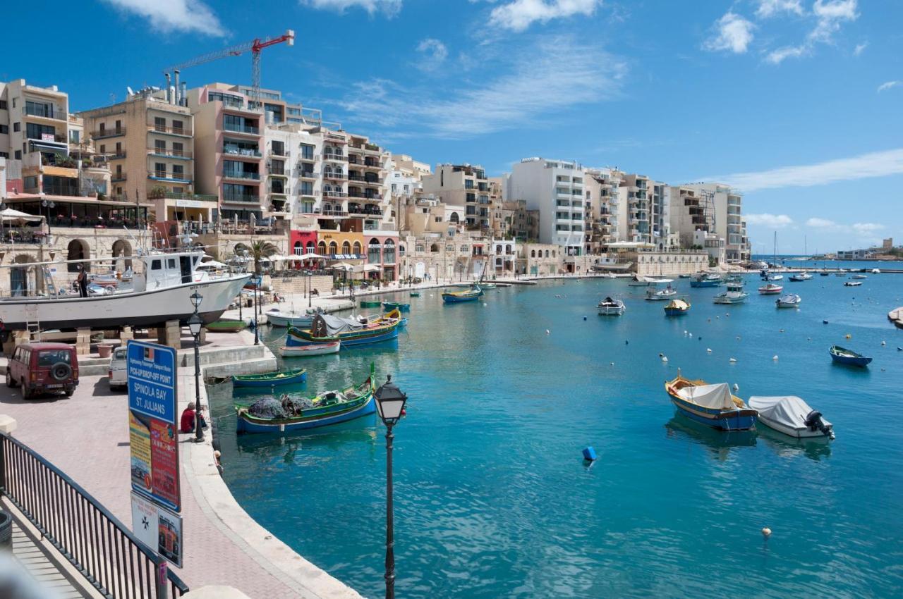 Prime Location Apartment With Side Seaviews Sliema Exterior photo